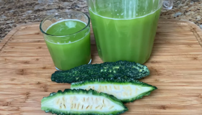 Juicing Bitter Melon: A Complete Guide!