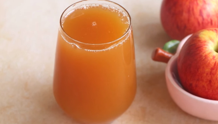 Simple Apple Juice Recipe And Benefits!