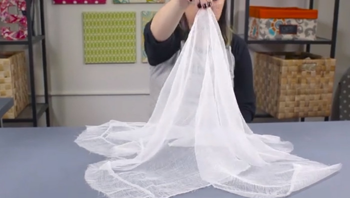 handling cheesecloth
