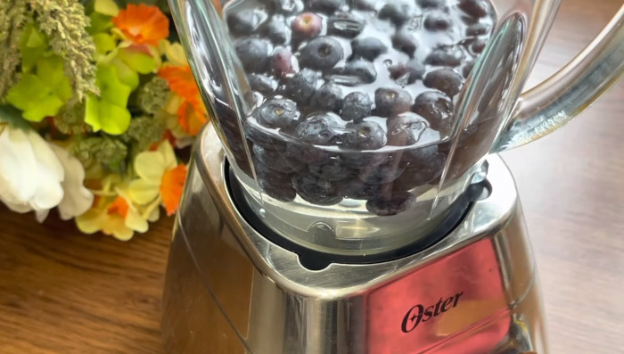 blueberries in juicer