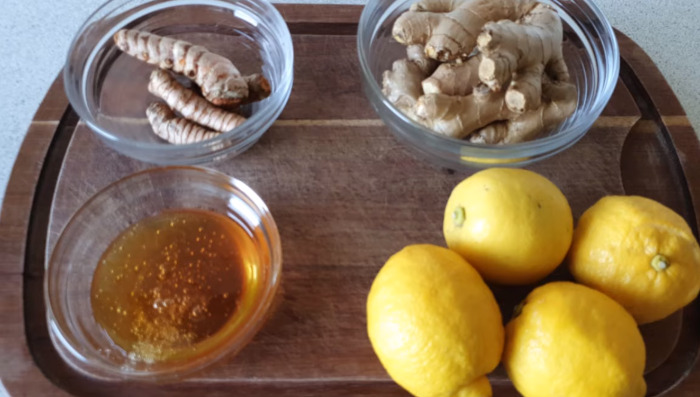 lemon,ginger,honey, turmeric for making ginger shots