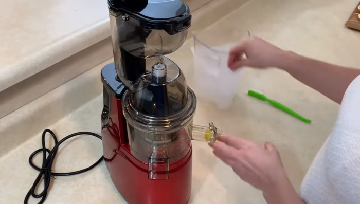 cold press slow masticating juicer
